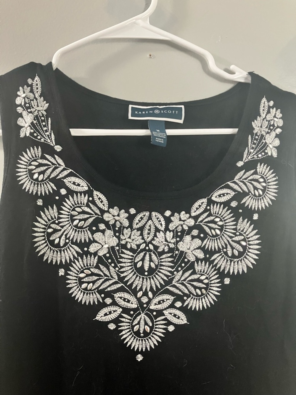 Karen Scott Black Tank Top with White Floral Embroidery